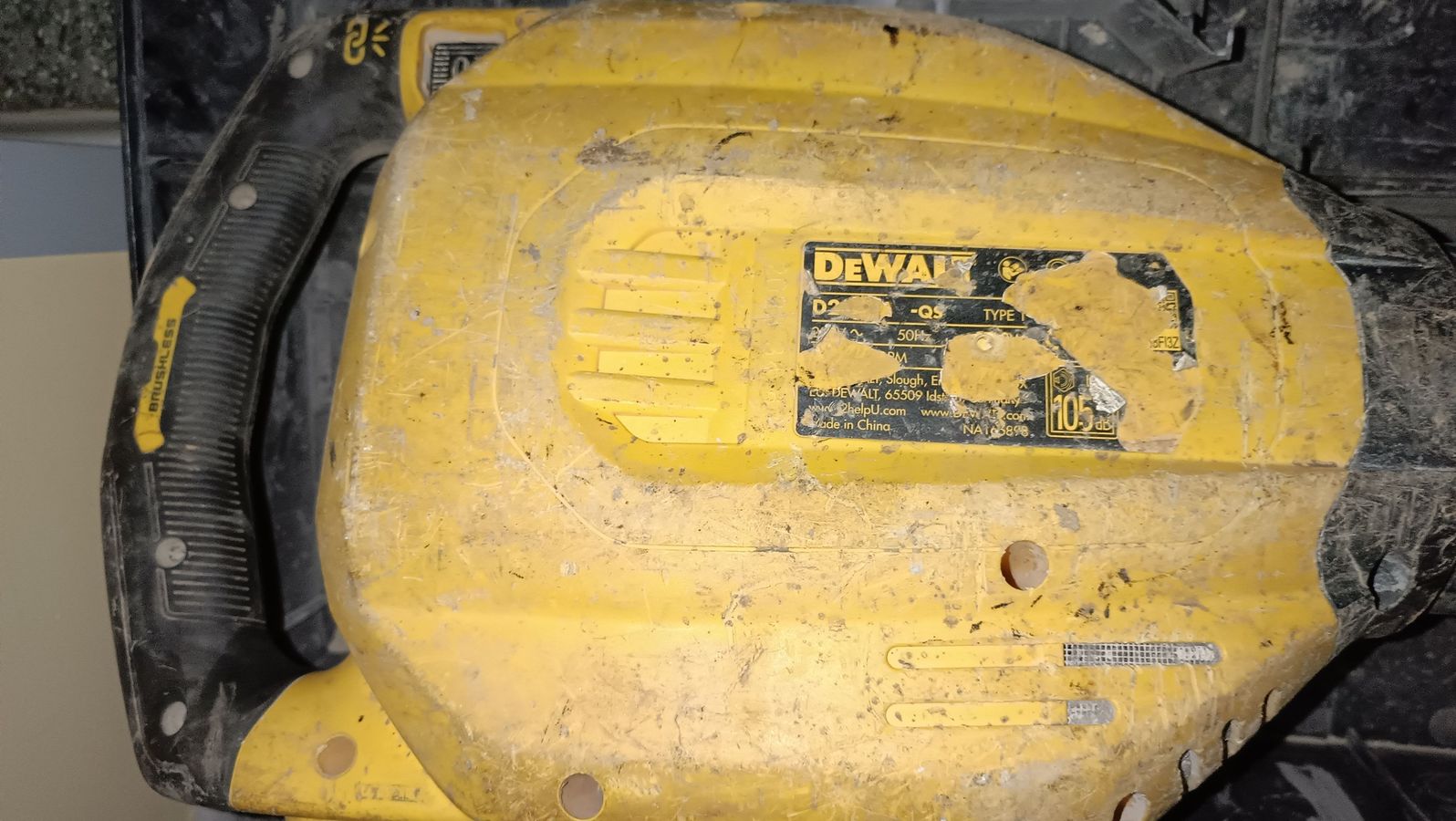 Dewalt d25911k