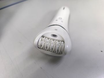 01-200590456: Philips bre710