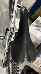 01-200612496: Marin bobcat trail 7.3 27.5"