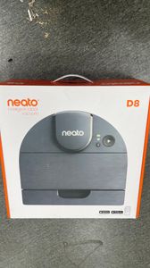 01-200630817: Neato botvac d8