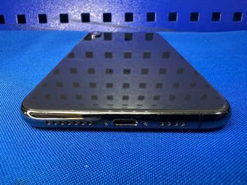 01-200801780: Apple iphone xs max 256gb