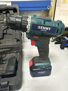 Б/в Шурупокрут Зенит зша-18 li профи 2акб зп 01-200802456