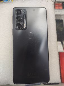 Б/в Мобільний телефон Motorola edge 20 8/128gb 01-200806417