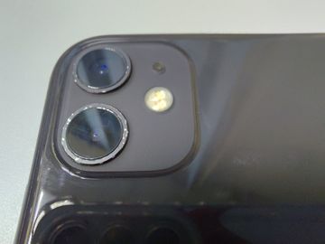 Б/в Мобільний телефон Apple iphone 11 64gb 01-200811450