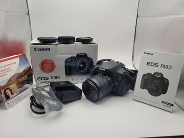 Б/у Фотоаппарат Canon eos 700d + ef-s 18-55mm 1:3.5-5.6 is stm 01-200779184