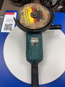 Б/у Угловая шлифмашина Makita ga9020r 01-200821034