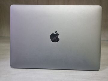 Б/в Ноутбук Apple macbook pro a1708 13,3" core i7 2,5ghz/ram16gb/ssd512gb/intel iris plus graphics 640 01-200821438