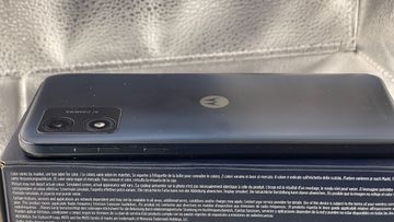 Б/в Мобільний телефон Motorola moto e13 8/128gb xt2345-3 01-200838235