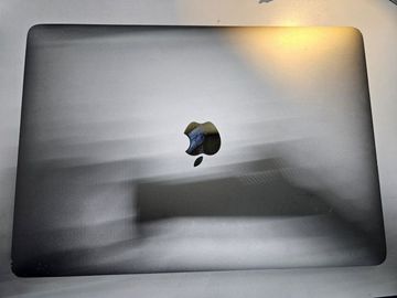 Б/в Ноутбук Apple macbook pro a1706 13,3" core i5 2,9ghz/ ram8gb/ ssd512gb/ iris graphics 550 01-200846766