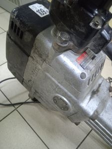 Б/у Отбойный молоток Makita hm1800 01-200848411