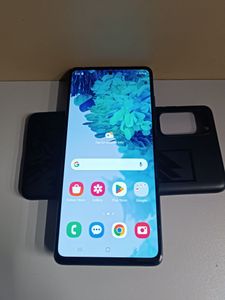 Б/в Мобільний телефон Samsung galaxy s20 fe 5g sm-g781b 6/128gb 01-200854535