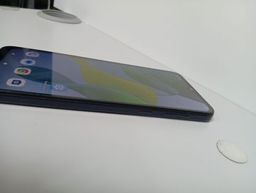 Б/в Мобільний телефон Motorola moto e13 2/64gb 01-200867332