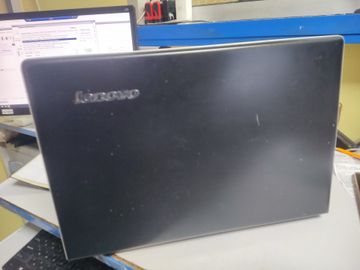 Lenovo 17/core i5 5200u ddr3/16gb ddr3/hdd 1000 gb/ssd *відсутній/radeon r9 m275