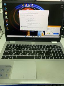 Б/у Ноутбук Dell 15/core i5 8265u ddr4/8gb ddr4/hdd *відсутній/ssd 250 gb/geforce mx130 2gb 01-200881555