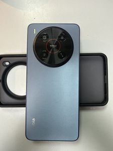 Б/в Мобільний телефон Zte nubia v70 max 6/128gb 01-200887841