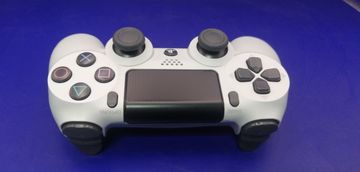 Б/в Геймпад Sony dualshock 4 v2 01-200910318