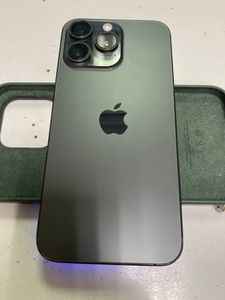 Б/в Мобільний телефон Apple iphone 15 pro max 256gb 01-200912332