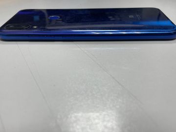 Б/у Мобільний телефон Xiaomi mi play 4/64gb 01-200902911