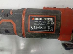 Б/в Багатофункціональний інструмент Black&Decker mt300ka 01-200924054