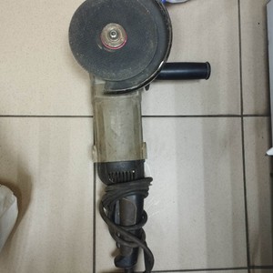 Б/в Кутова шліфмашина Интерскол ушм-180/1800 01-200929486