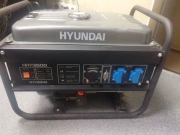 Б/у Генератор Hyundai hhy3500 01-200928007