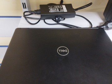 Б/в Ноутбук Dell 14/core i5 8350u ddr4/16gb ddr4/hdd *відсутній/ssd 256 gb/*інтегрована 01-200940726