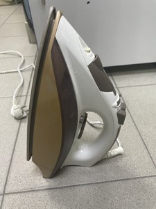 Б/у Утюг Vitek vt-1201 01-200973891