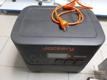 Б/у Зарядная станция Jackery explorer 2000 plus je-2000c 01-200983688