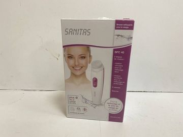 16-000208830: Sanitas sfc40