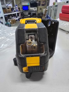 Б/в Лазерний нівелір Dewalt dce088r 01-200974108