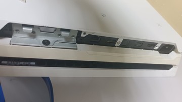 Б/в Ігрова приставка Sony playstation 4 pro 1tb 01-200999805