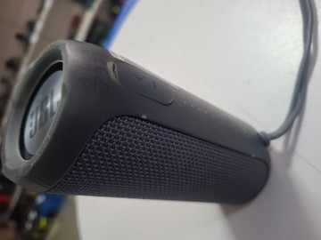 Б/в Акустика Jbl flip essential 01-201025219