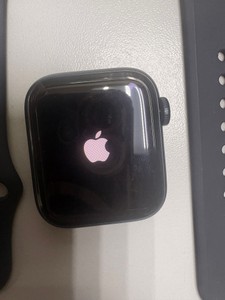 Б/в Смарт-годинник Apple watch se 2 gps 40mm aluminium case 01-201045533