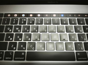Б/в Ноутбук Apple macbook pro 16" 2019 a2141 core i9 2,4ghz/ram16gb/ssd1tb/uhd graphics 630 01-201057113