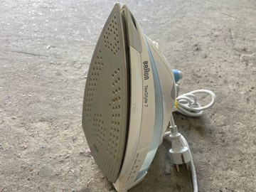 Б/у Утюг Braun 4661e 01-201096236
