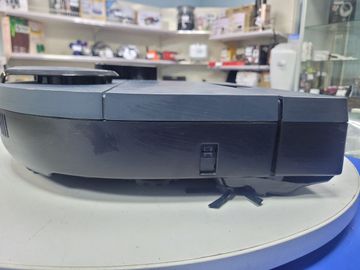 01-200424734: Neato botvac d8