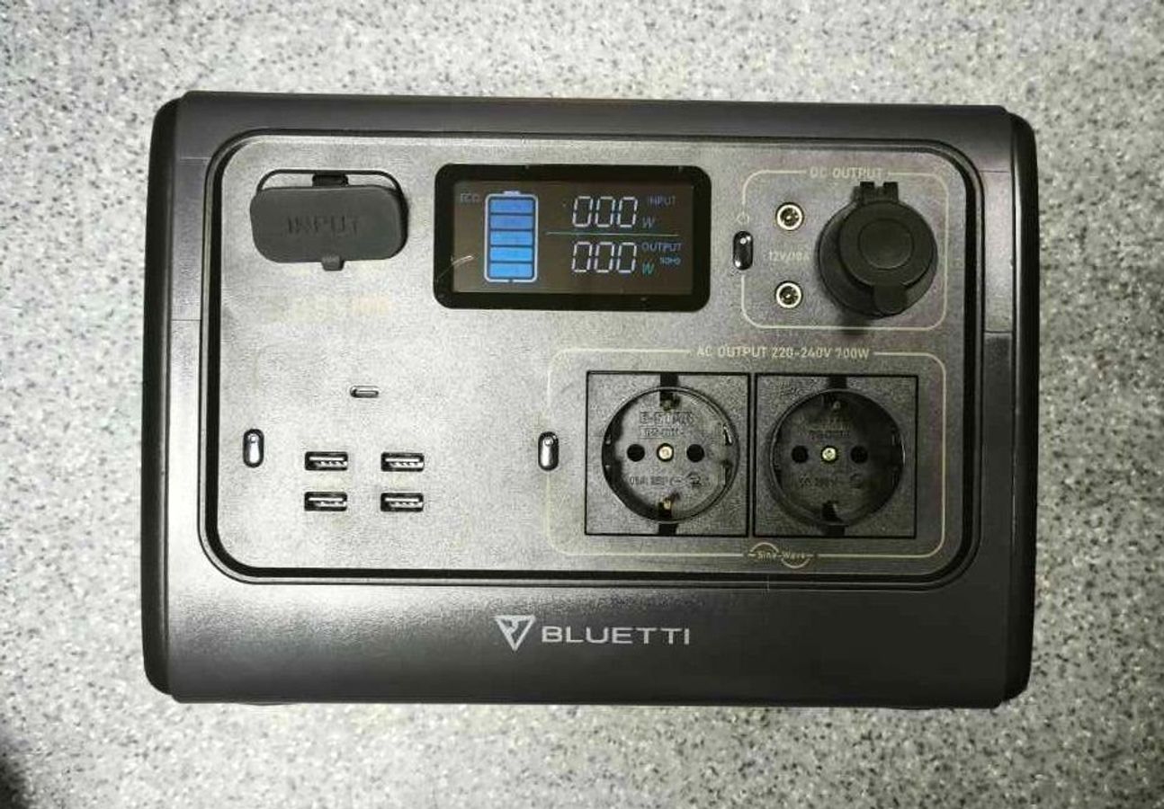 eb55 portable power station 700w 537wh