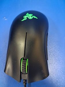 01-200502468: Razer deathadder essential
