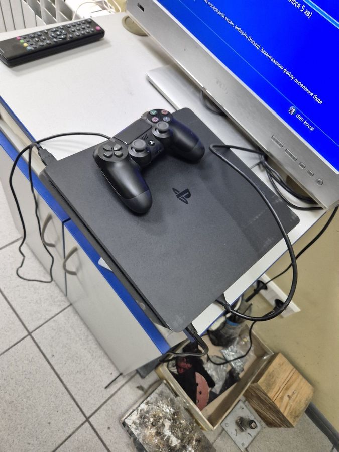 playstation 4 slim 1tb