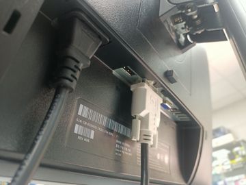 01-200612277: Dell p2414h