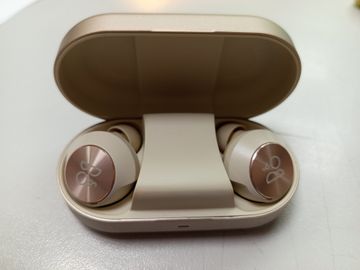 01-200621051: Bang & Olufsen beoplay eq