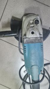 01-200625098: Makita ga9020