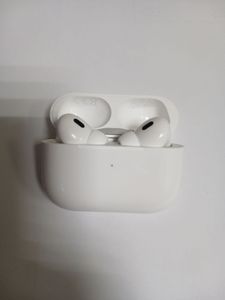 01-200759364: Apple airpods pro 2nd generation with magsafe charging case usb-c
