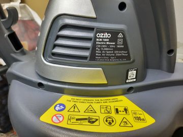 01-200782056: Ozito blw-1800