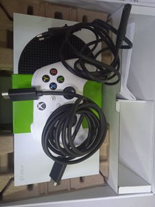 01-200795668: Microsoft xbox series s 512gb