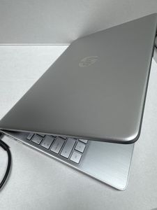 Б/в Ноутбук Lenovo ideapad 5 15alc05 01-200799666