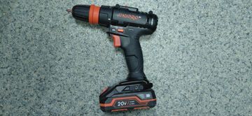 Б/у Шуруповерт Dnipro-M cd-218q 1акб 2ah зп 01-200811352