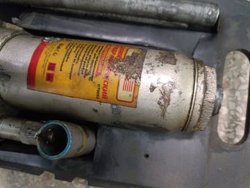 Б/в Домкрат гідравлічний Intertool gt0053 01-200816180