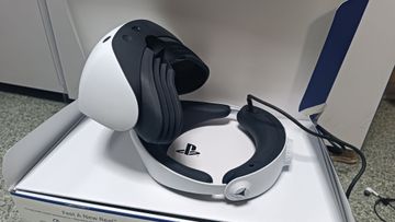 Б/в Окуляри віртуальної реальності Sony playstation vr2 + 2 контролери cfi-zcvl1 01-200820265