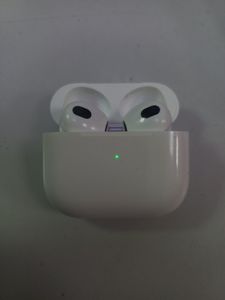 Б/в Навушники Apple airpods 3rd generation 01-200831379